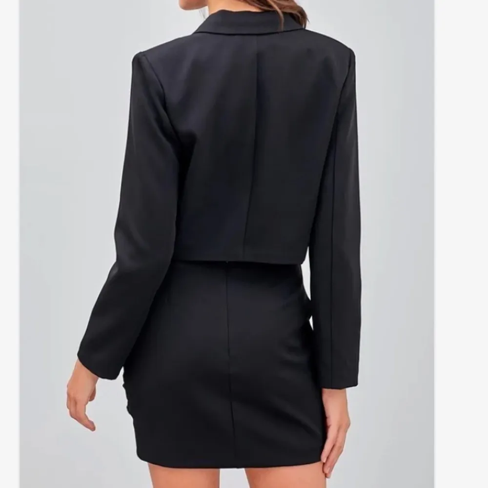 NWT Rhinestone button detail crop blazer & mini skirt set - Image 2