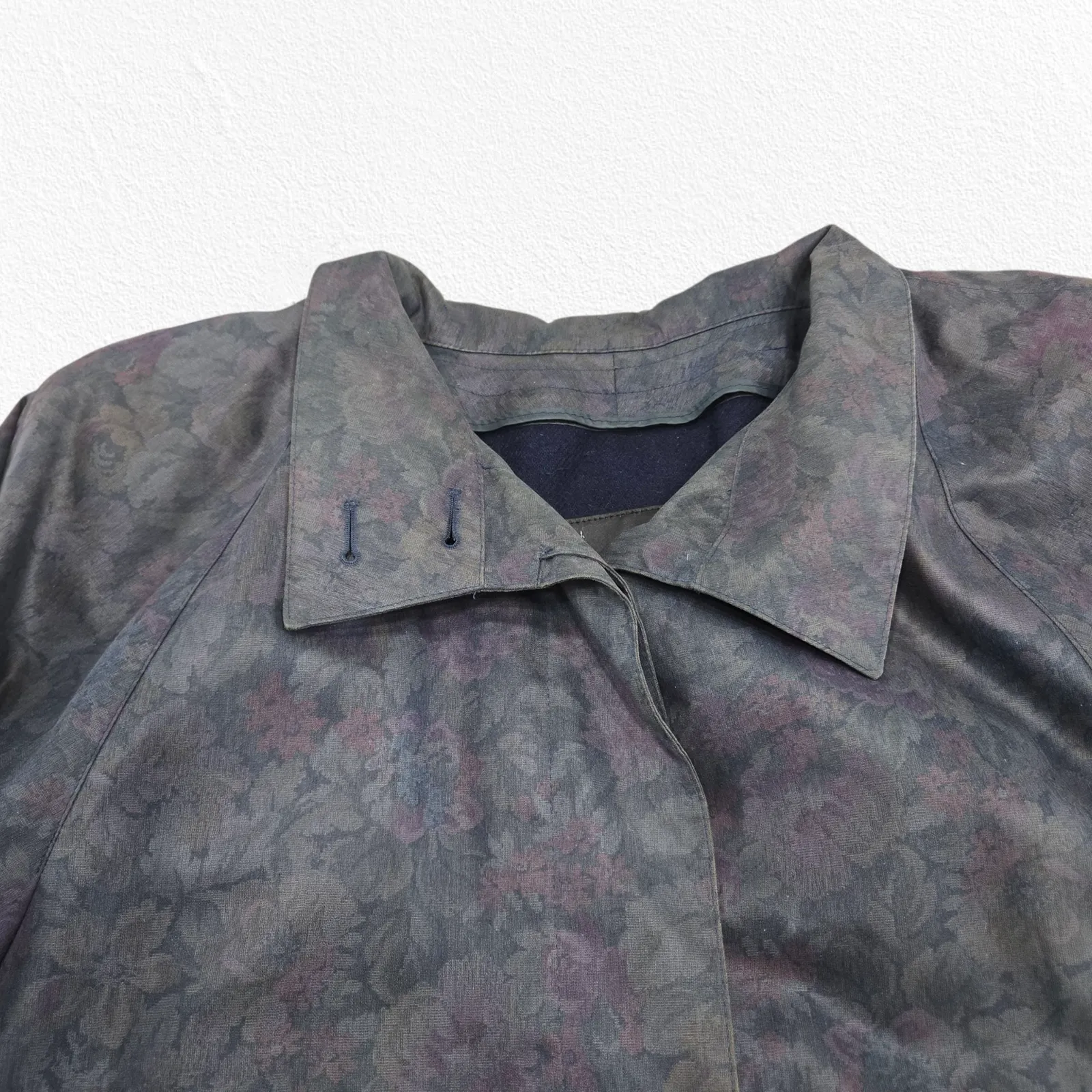 1980s London Fog Floral Water Resistant Wool Lined Transitional Trench Coat 12P - Image 3