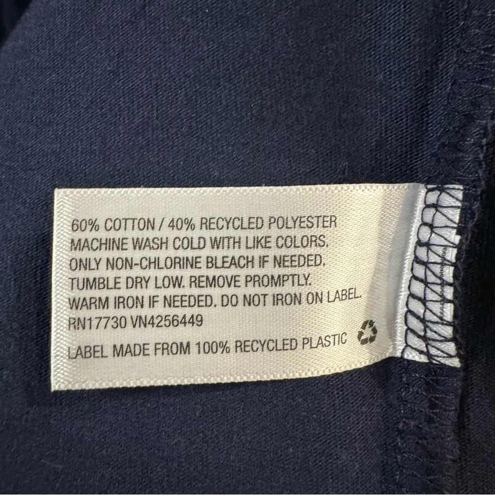 Boston Red Sox Navy V-neck Short Sleeve T-shirt‎ with Red Glitter Logo Large - Image 2