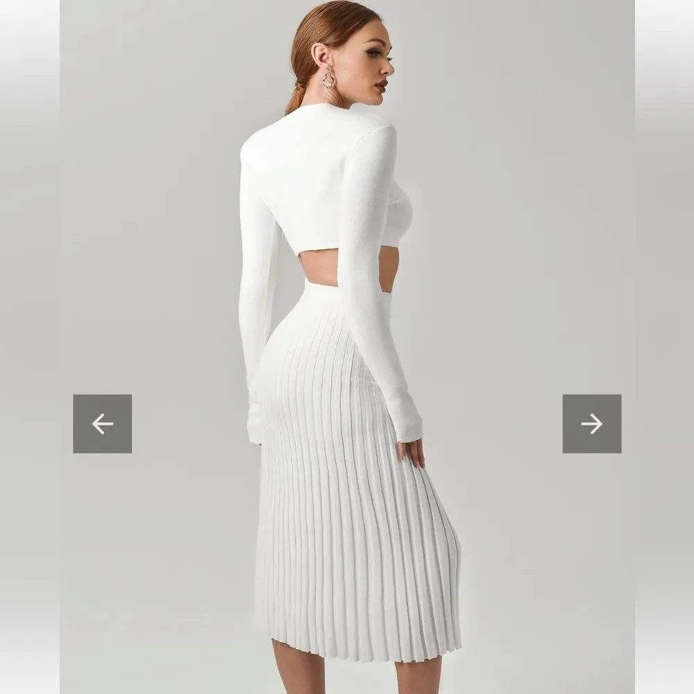 HIGH SLIT LONG SLEEVE PLEATED KNIT SWEATER AND SKIRT MATCHING SET - Image 5