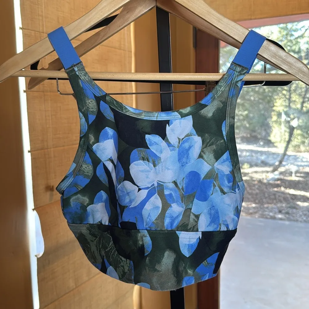 Aerie x Ally Raisman Floral Garden Blue Green Sports Bra Size Small - Image 3