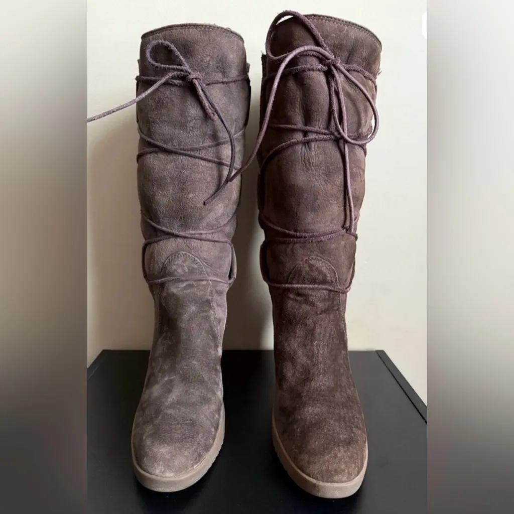 UGG  Elsey Chocolate Suede Wedge Boot - Image 4