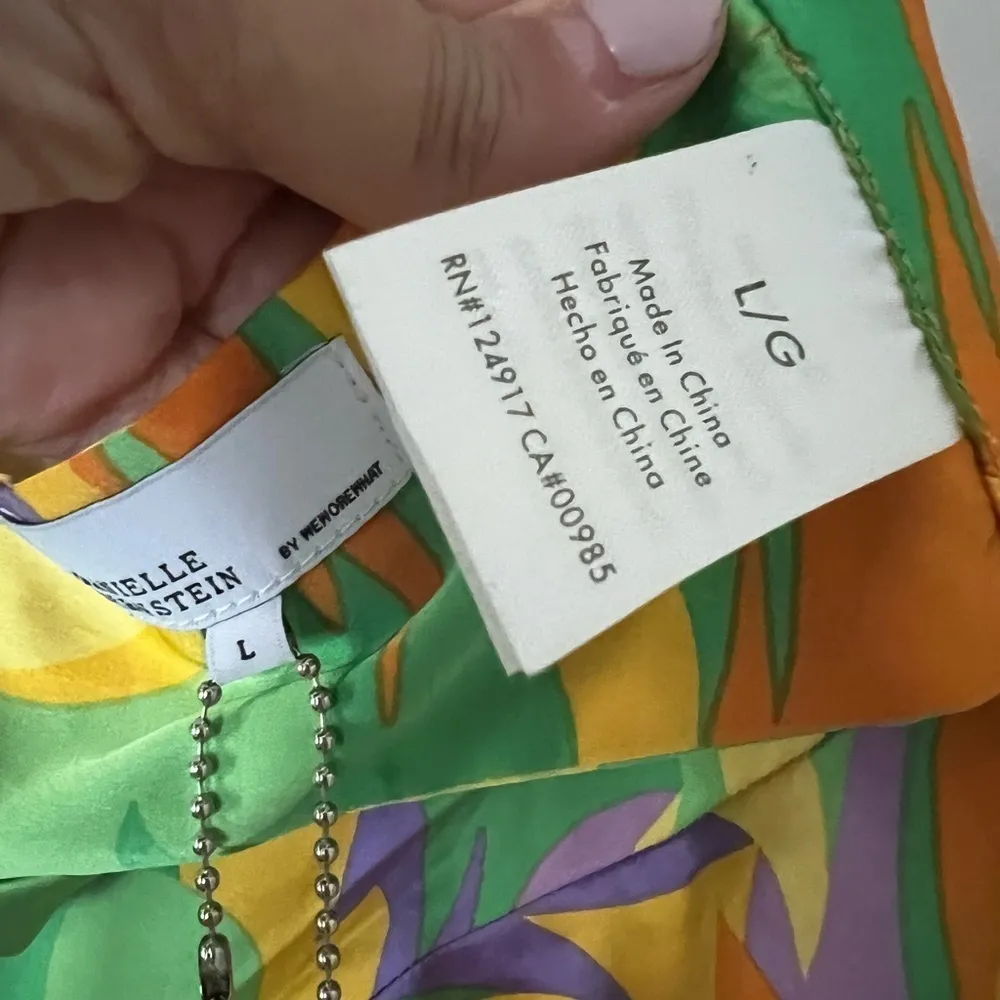 NWT WE WORE WHAT Save By The Belt Scarf Cowl Neck Cropped Top Sz L - Image 9