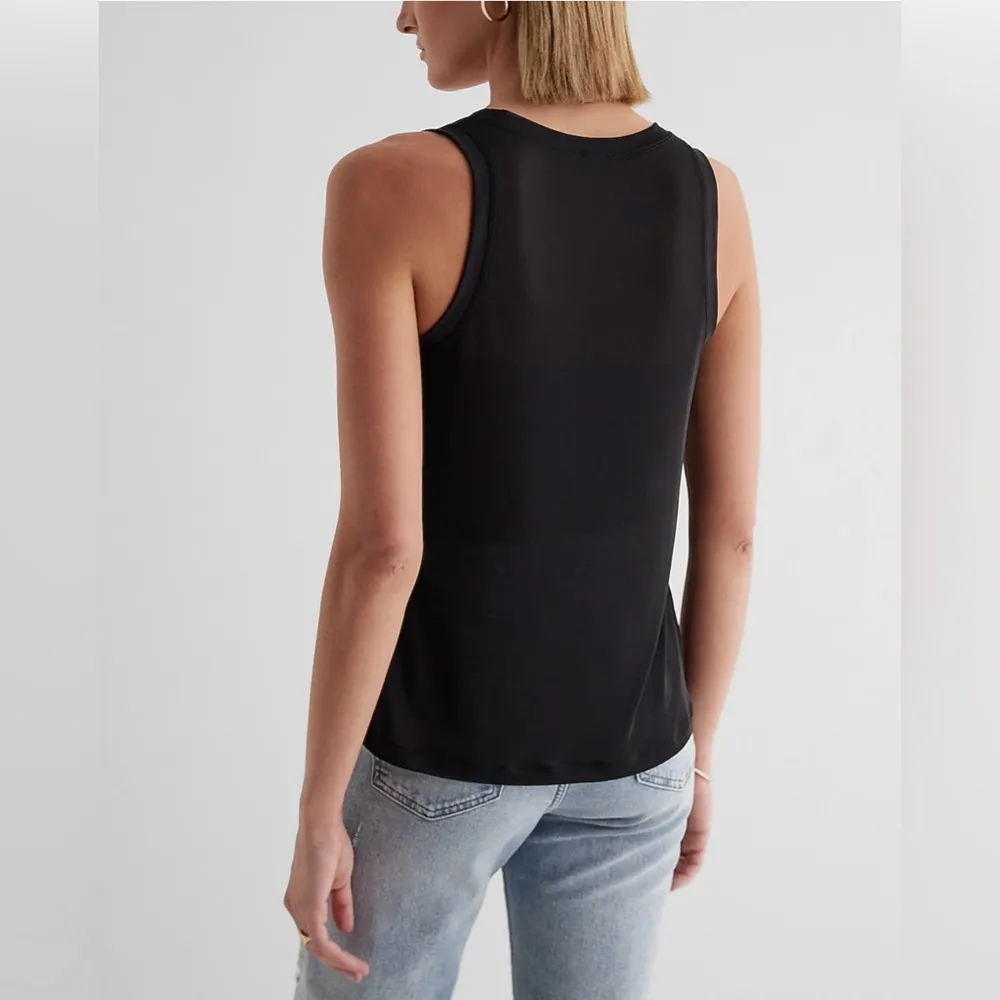 Relaxed Mesh Scoop Neck Top Black Size M NWT - Image 3