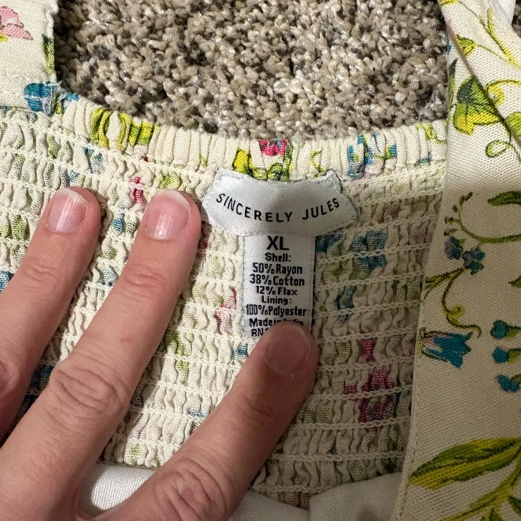 Sincerely Jules Floral Smocked Dress White Size XL - Image 2