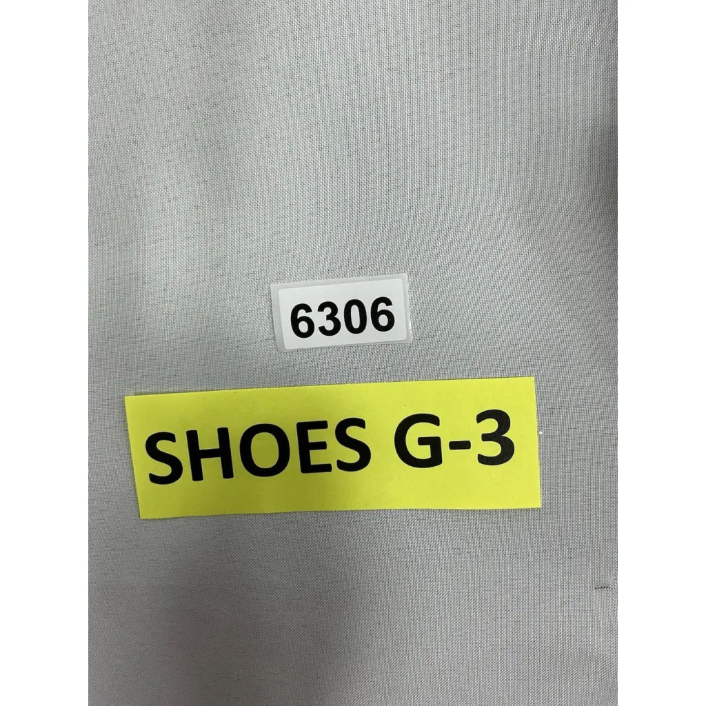 Womans Idifu Slipon Formal Pumps 10 Silver Sparkly Pointed Toe Block Heel NWOT - Image 10