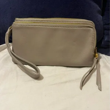 HOBO Dayton Taupe Leather Wristlet Tan - Image 2