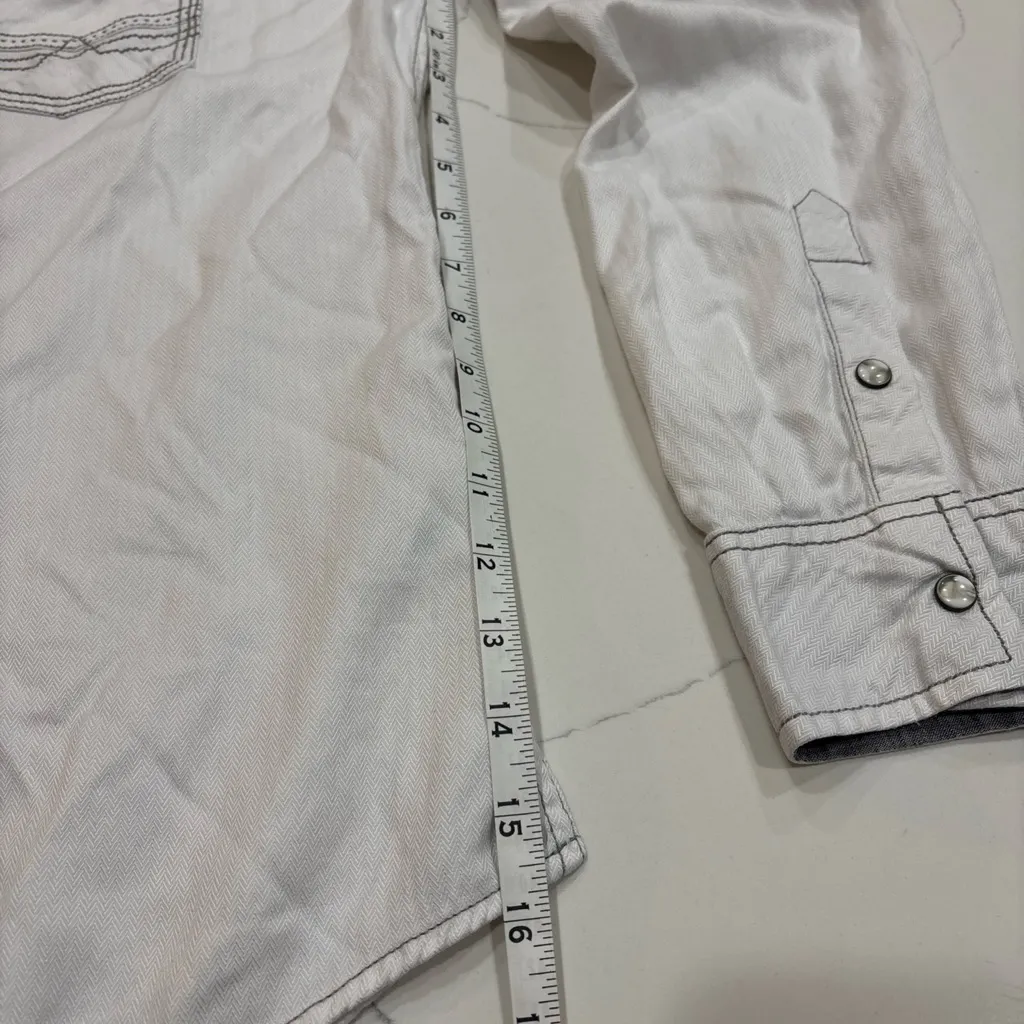 BKE Women’s Standard Fit Medium Western Front Snap Shirt  White - Image 9