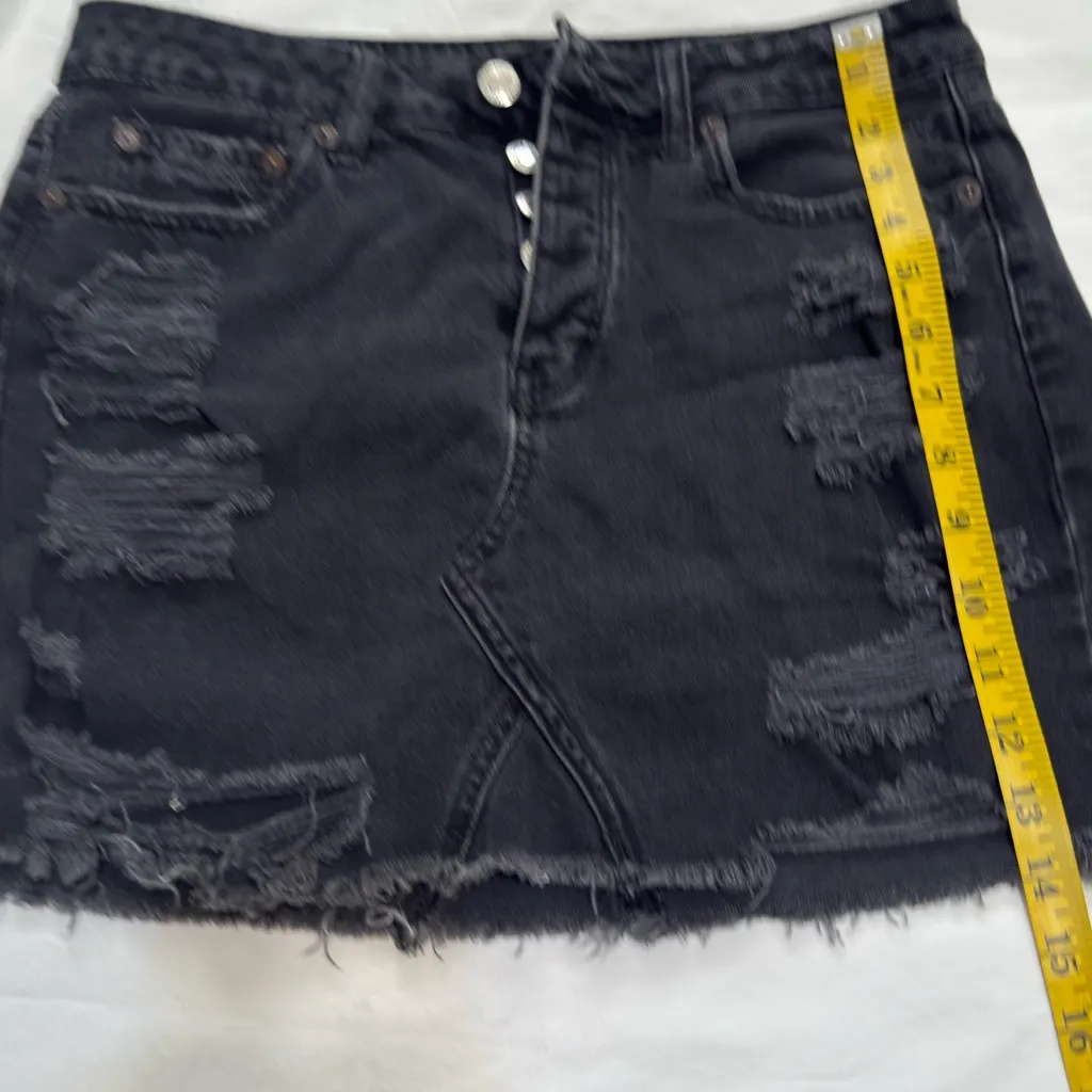 American Eagle Black Distressed Denim Skirt Size 4 - Image 7