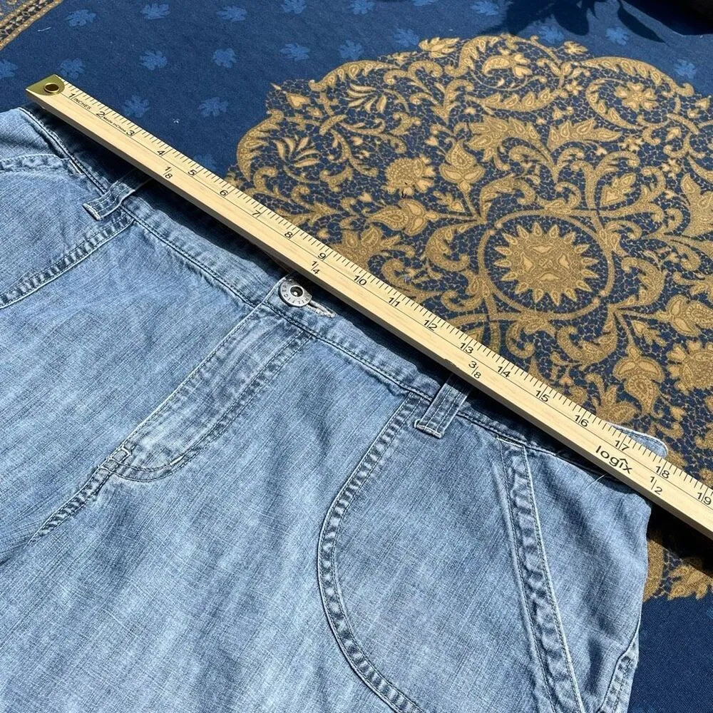 Tommy Hilfiger size 14 vintage  100% cotton  shorts. - Image 5