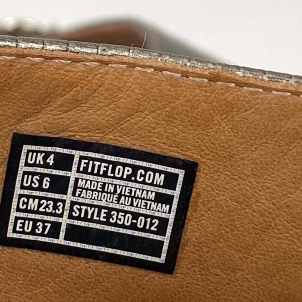 Fitflop The Skinny Leather Metallic Bronze Sandal - Image 9