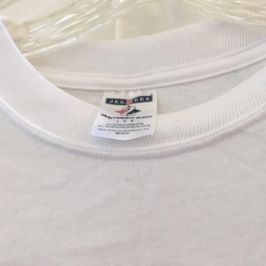 Jerzees FINAL MARKDOWN Decorative  tee large - Image 3