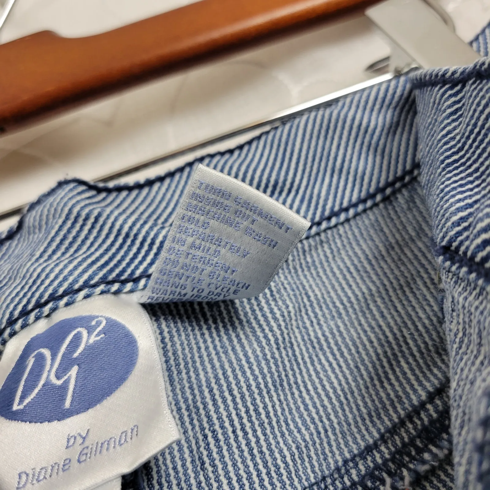 Diane Gilman Womens Jeans Size 8 Blue Denim Striped Cuffed Baggy - Image 6