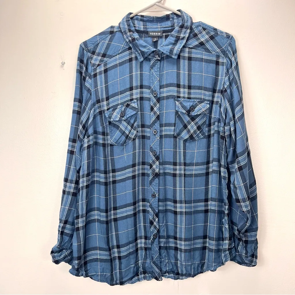 Torrid Blue Plaid Challis Button Down Long‎ Sleeve Twill Camp Shirt Size 1X - Image 5