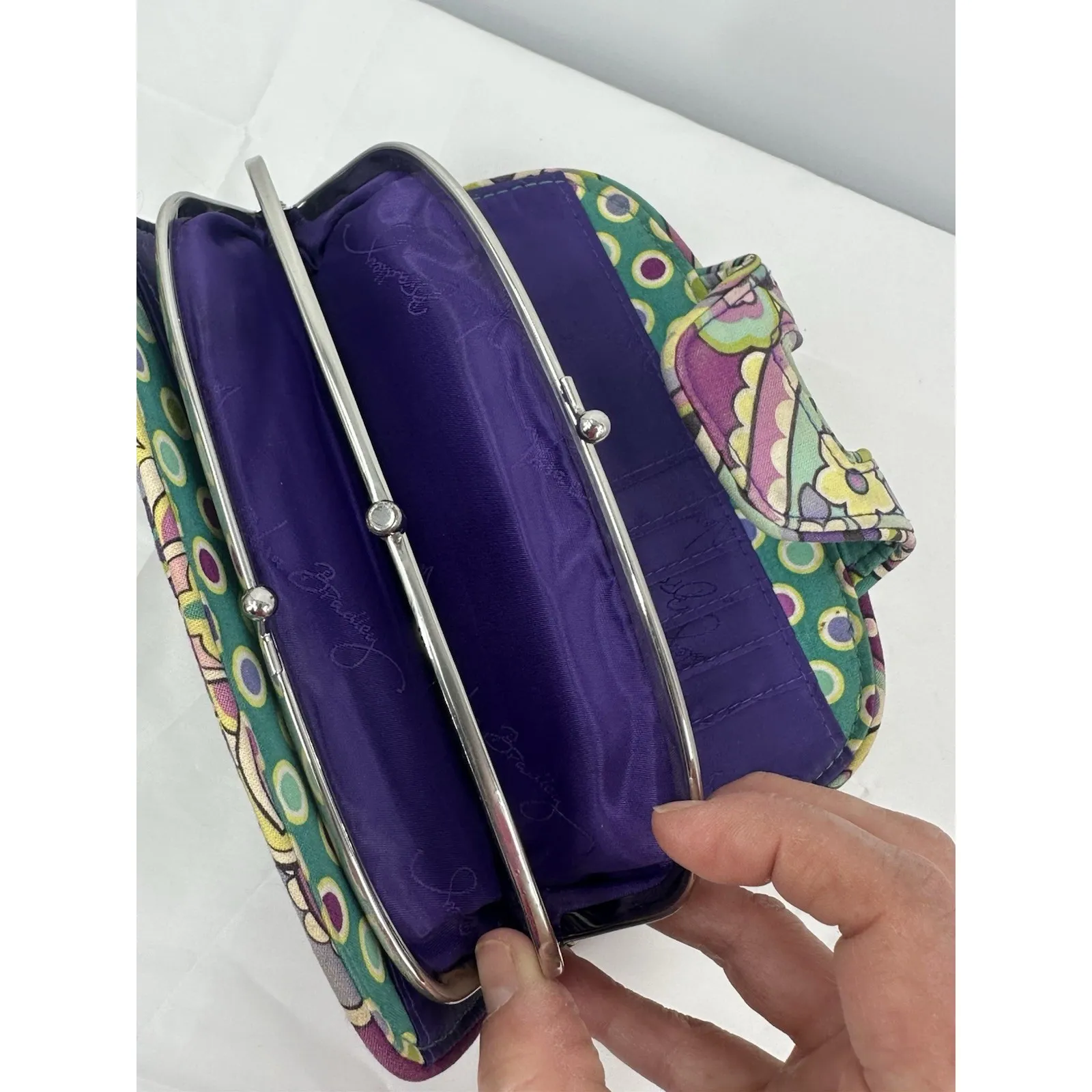 Vera Bradley Purple Paisley Heather Kiss‎ n Snap Wallet Retired - Image 8