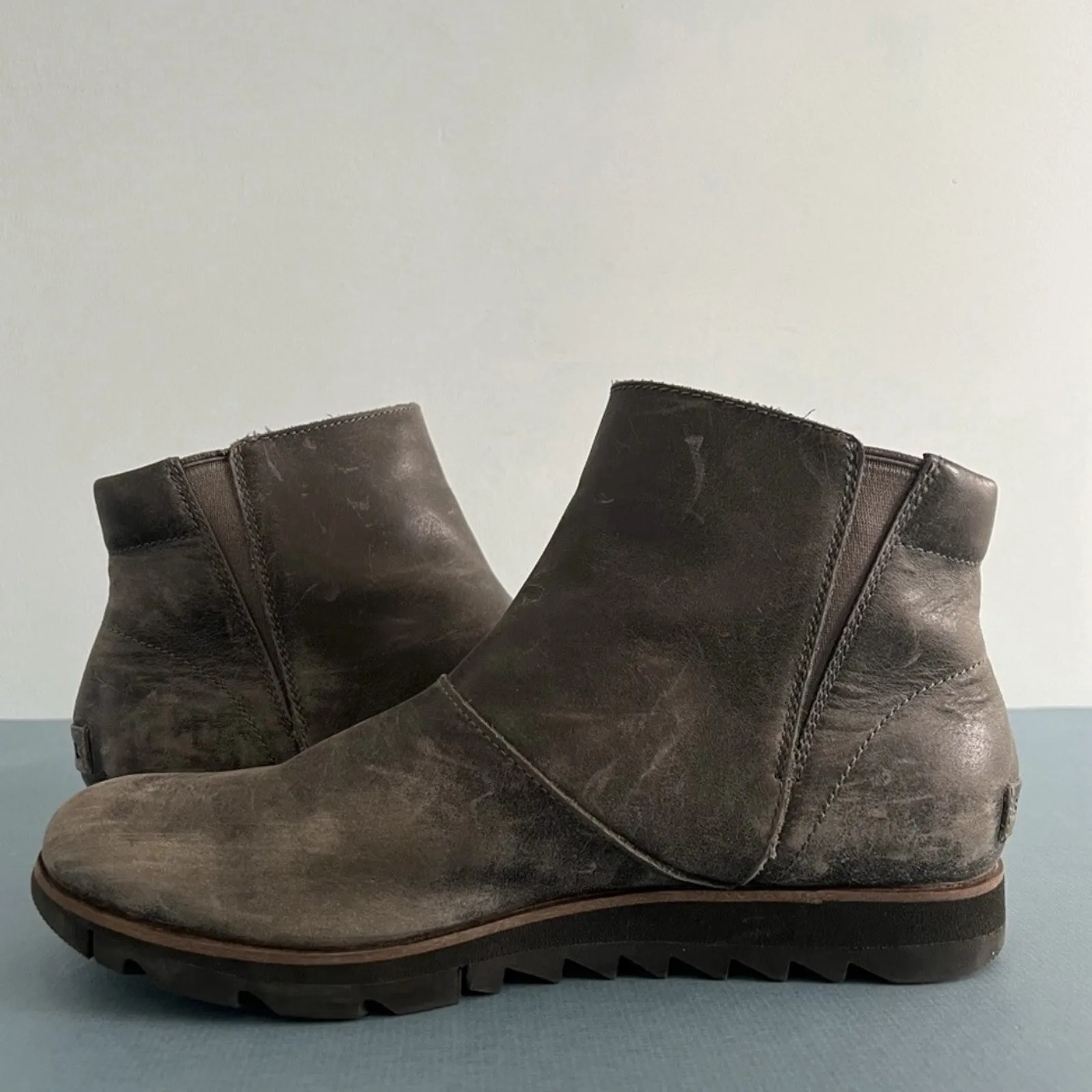 Sorel Harlow Quarry Gray Leather Waterproof Zip Ankle Booties - Image 6
