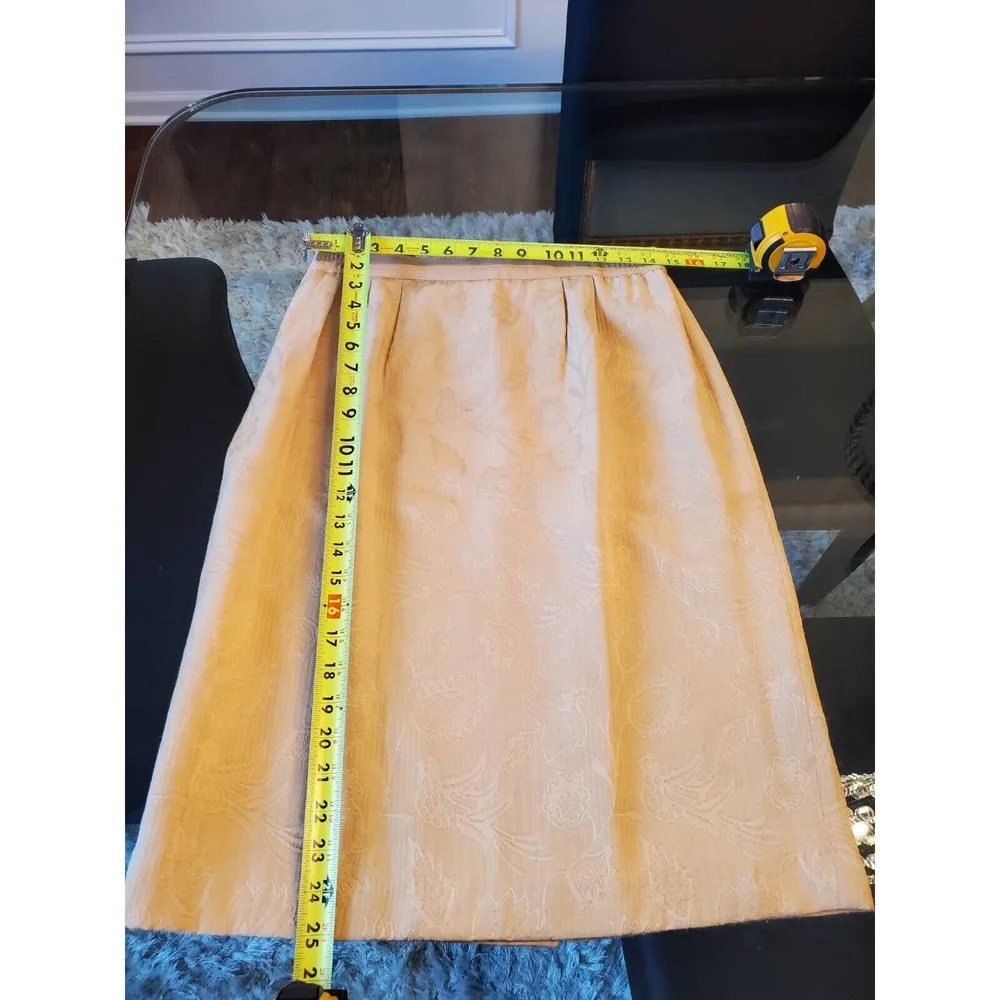 Executive Women Beige Polyester Long Sleeve Blazer & Skirt 2 Pc's Suit Size 10M - Image 11