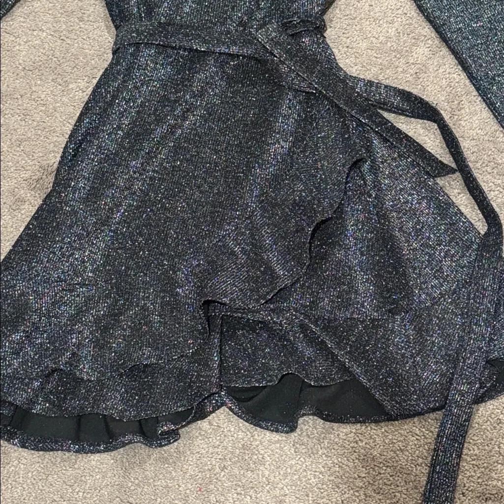 Speechless Black/Silver Dress SIZE L - Image 3