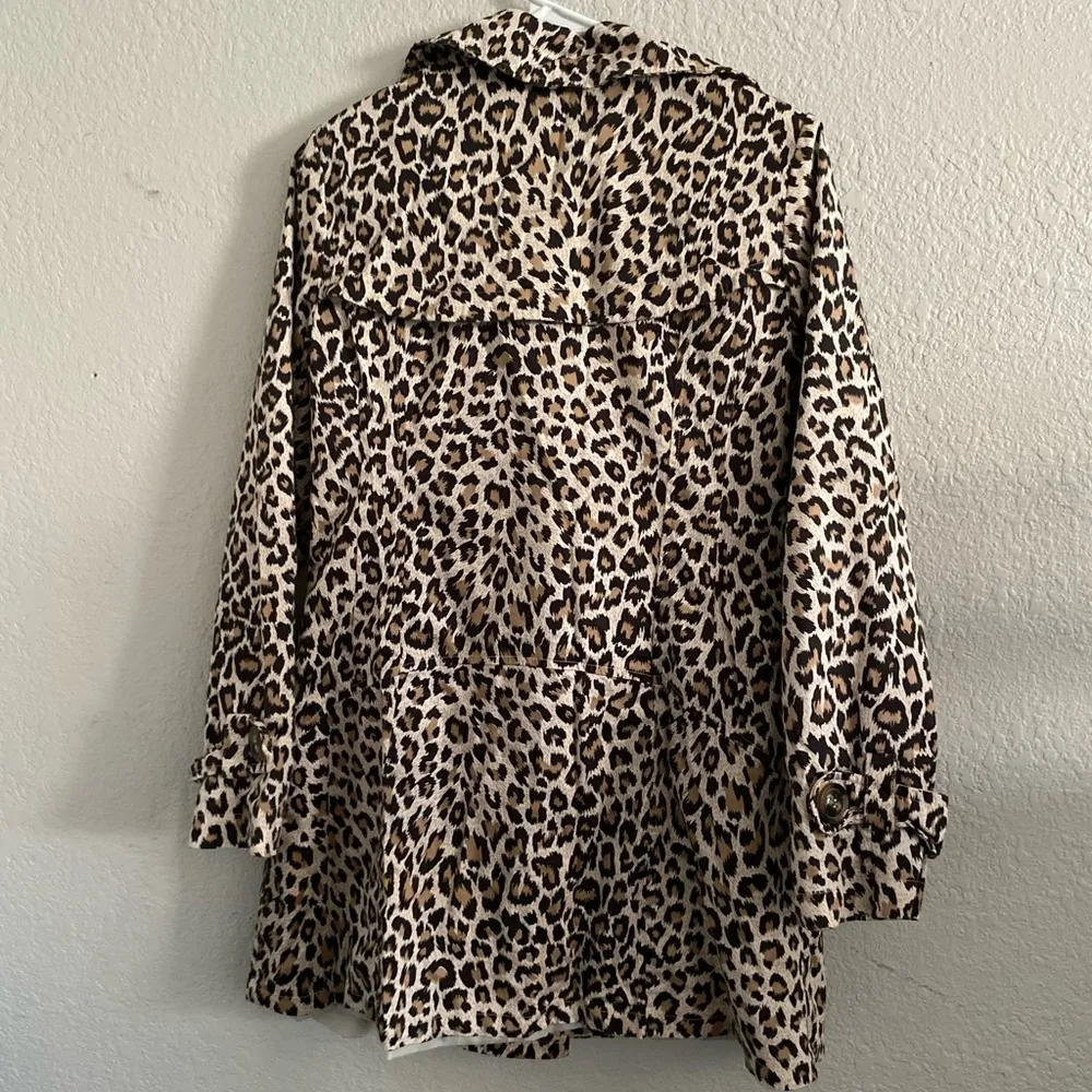 Forever 21 Cheetah Print Double Breasted Coat Jacket Size S - Image 2
