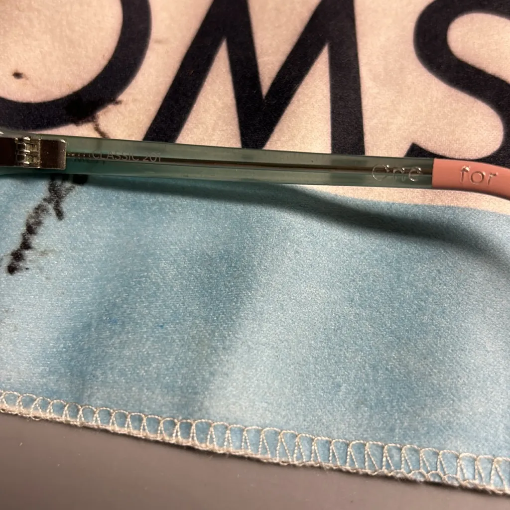 Toms Mint Green Sunglasses with Case Classic 201 - Image 4