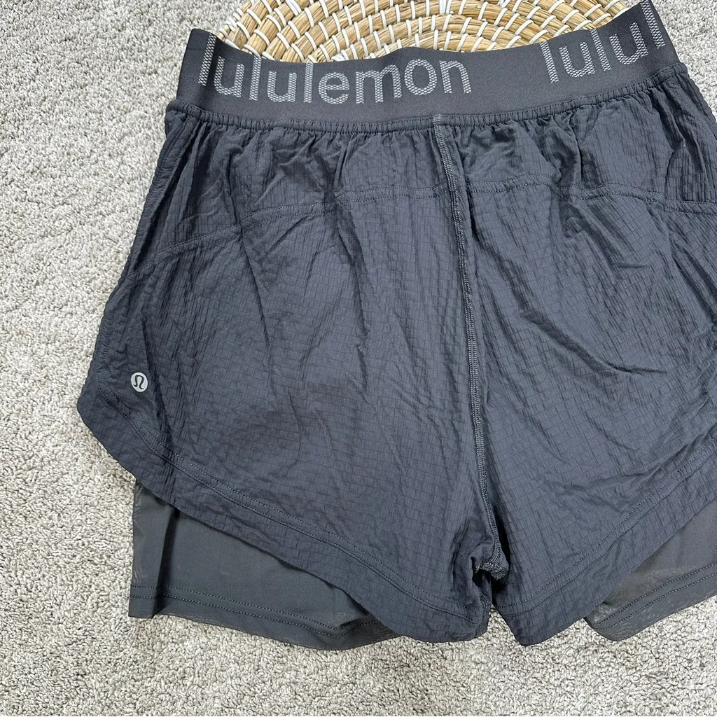 Lululemon Women’s Logo Waistband High-Rise Training Short 3” in Graphite Grey 8 - Image 9