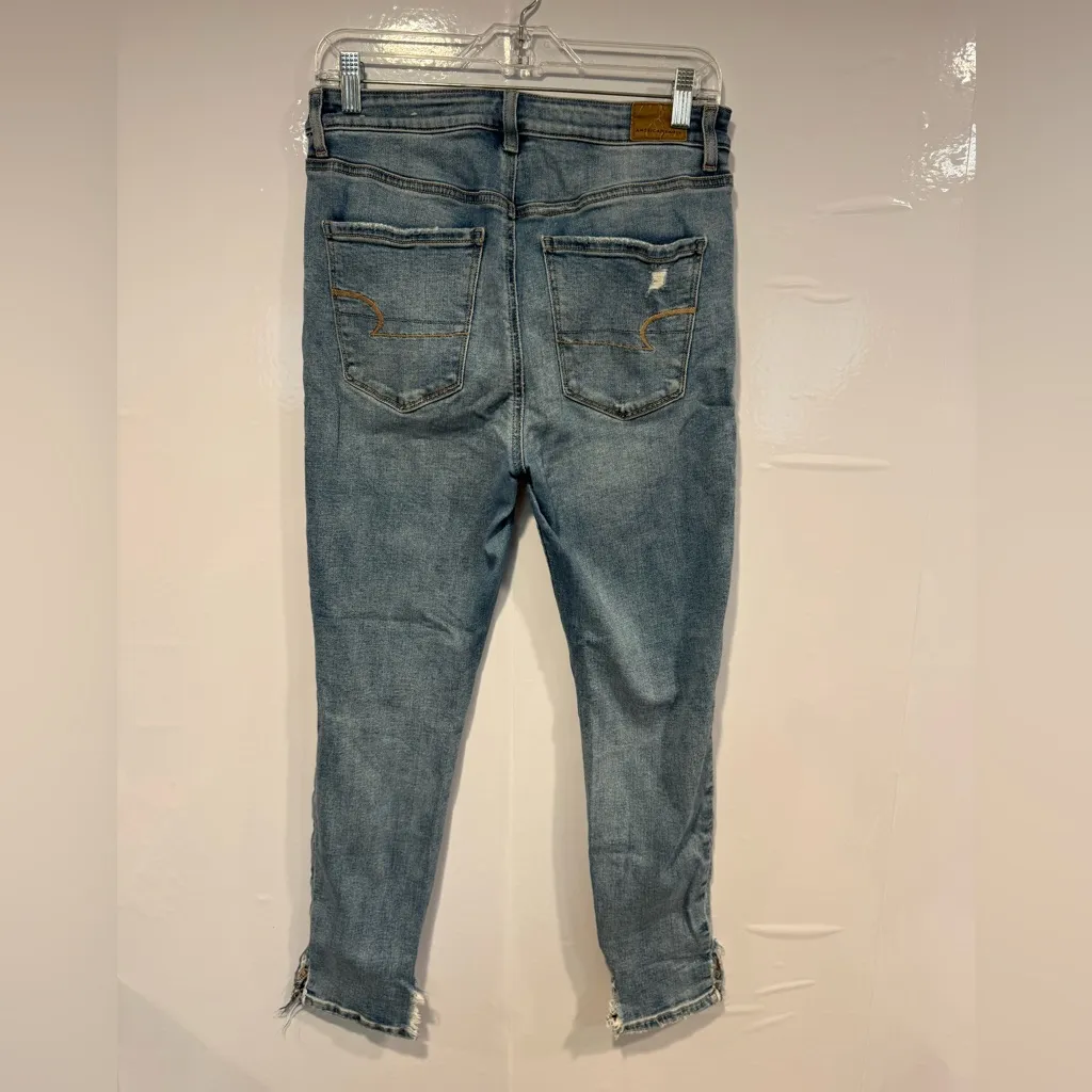 Women's American Eagle Distressed Blue Skinny Jeans - Image 5