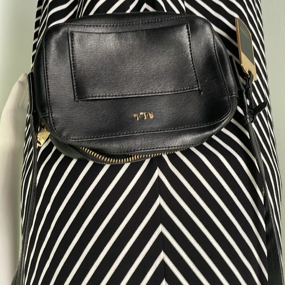Black Leather Ralph Lauren Crossbody - Image 2