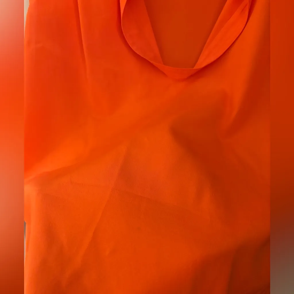 Tory Burch Stretch Silk Blouse in Orange, Size 10 - Image 4