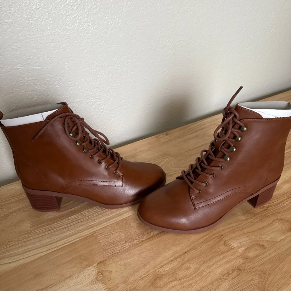LOFT Women’s Lace Up Leather Bootie-Missy Shoes Cognac Color Size 8 NWT - Image 3