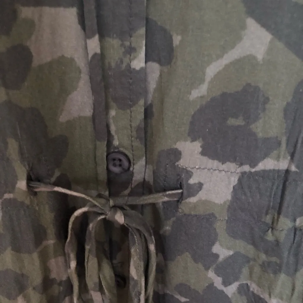 Anthropologie cloth and stone Nina camo shirt dress - Image 8