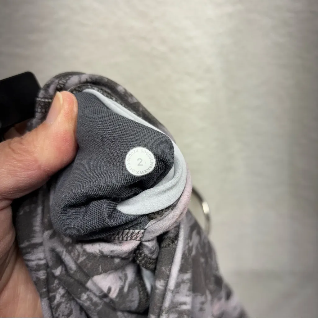 lululemon athletica Gray Patterned Leggings‎ - Image 5