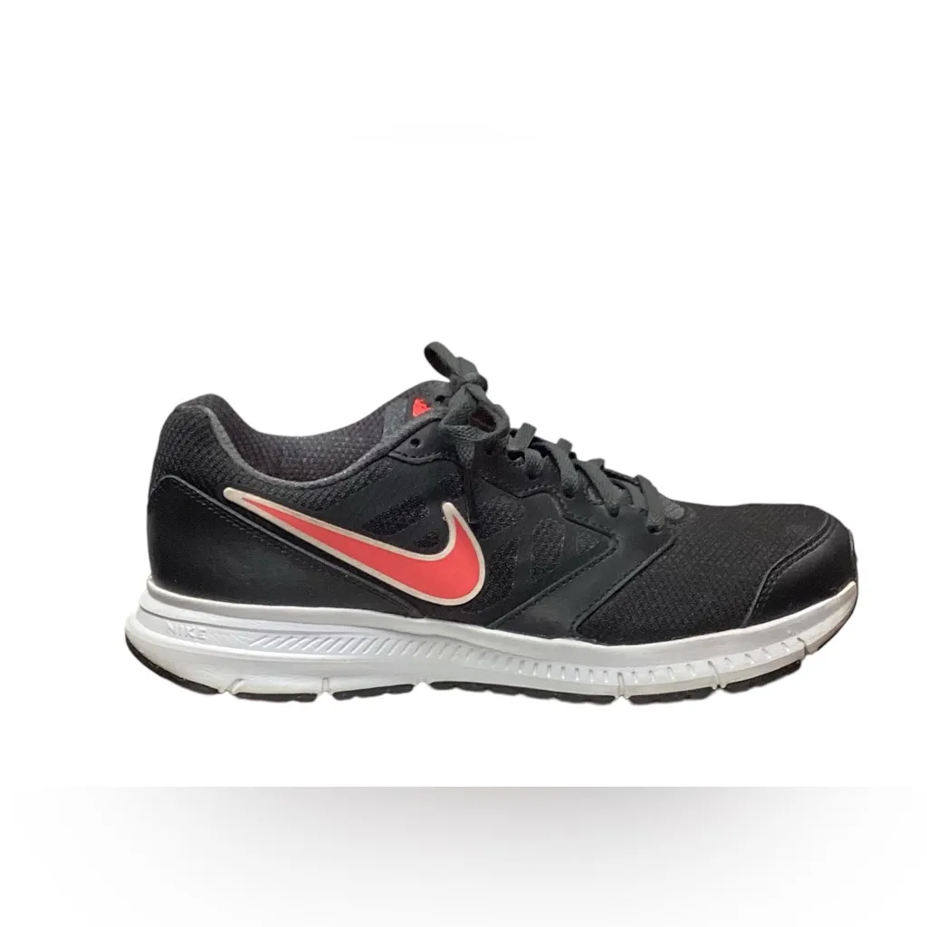 Nike Downshifter for women. Size 9. - Image 2