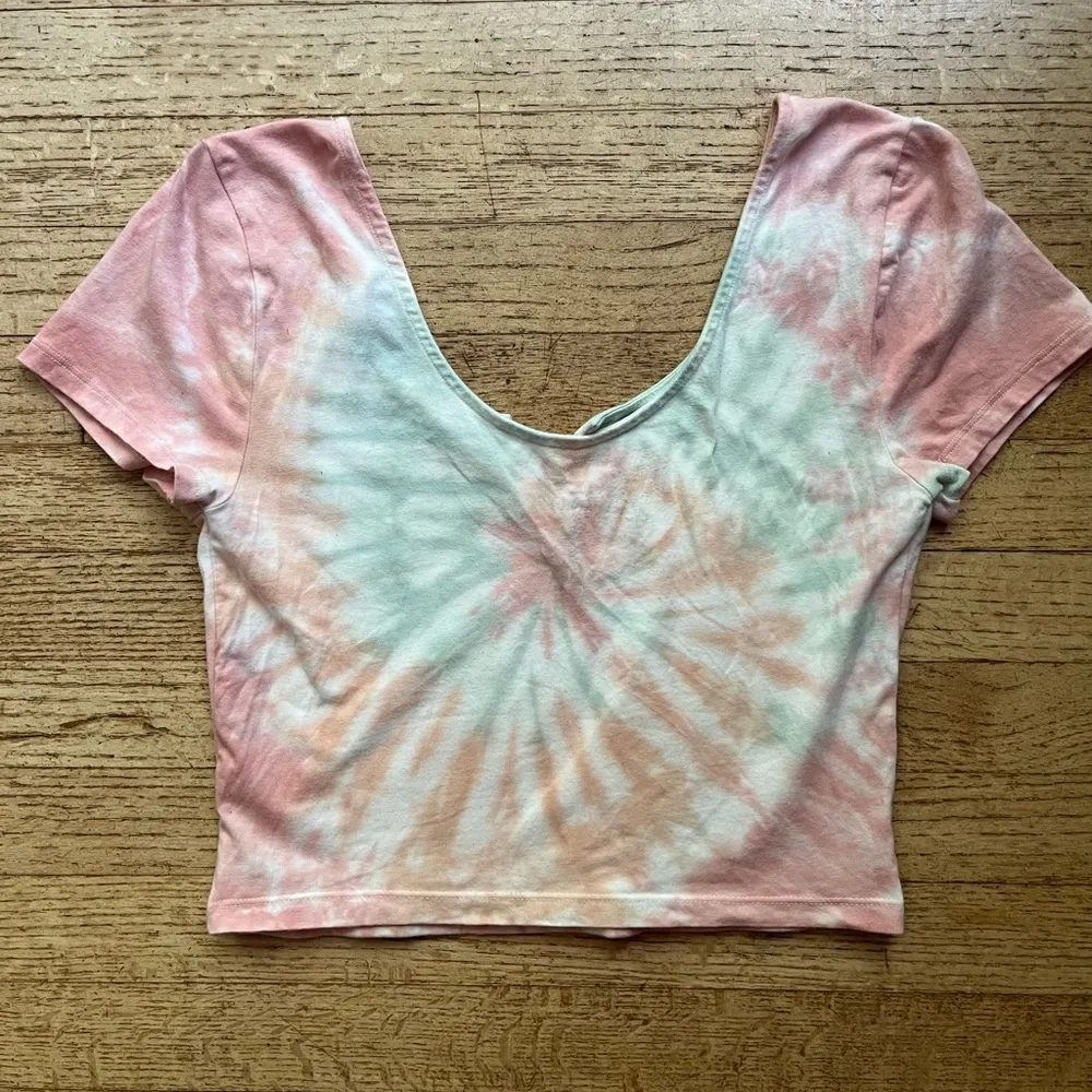 Aeropostale Tie-Dye Crop Top - Pink, Teal, and Orange - Image 3