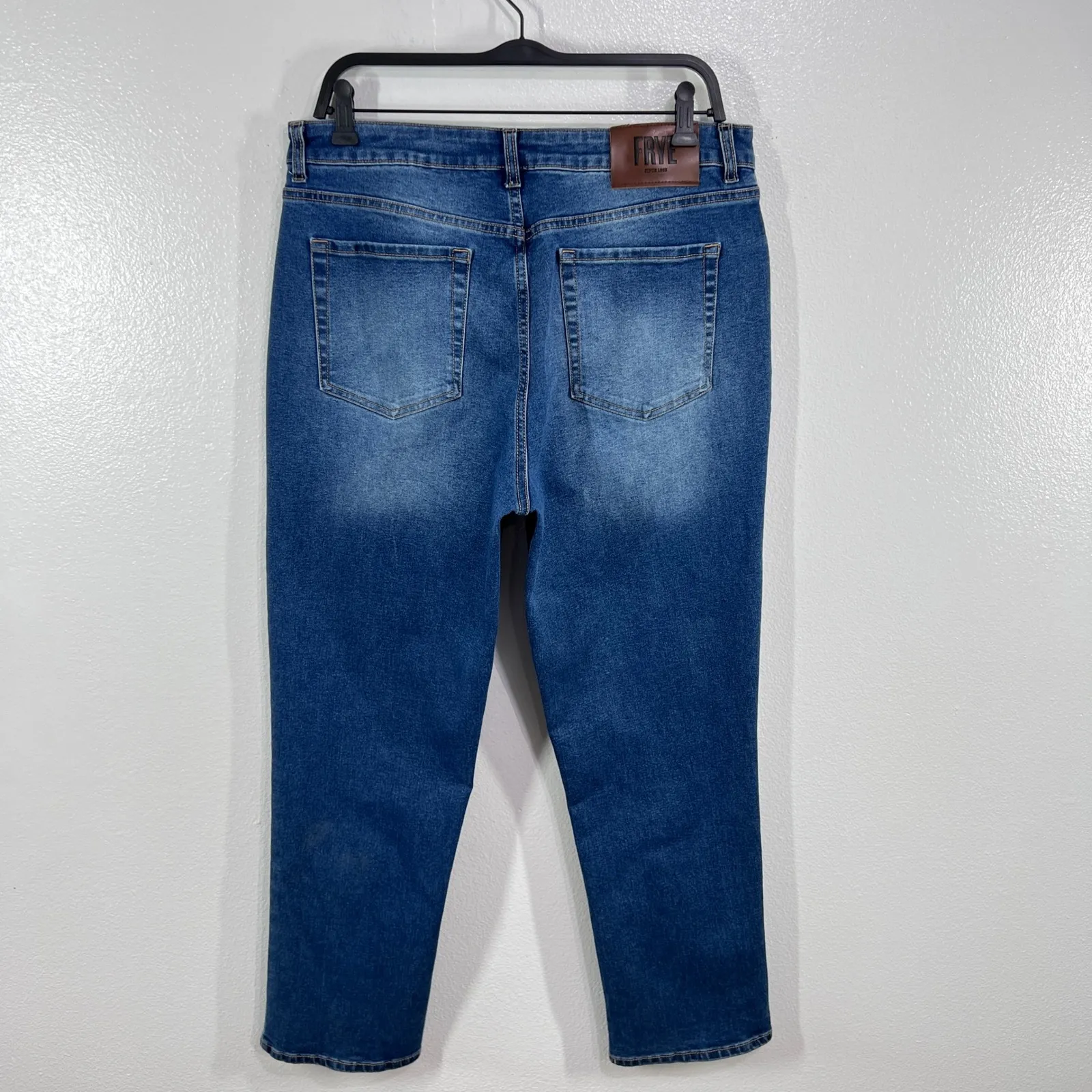 Frye Women's Jeans‎ 10/30 Blue Denim Amari Wash High Rise Straight Leg Casual - Image 3