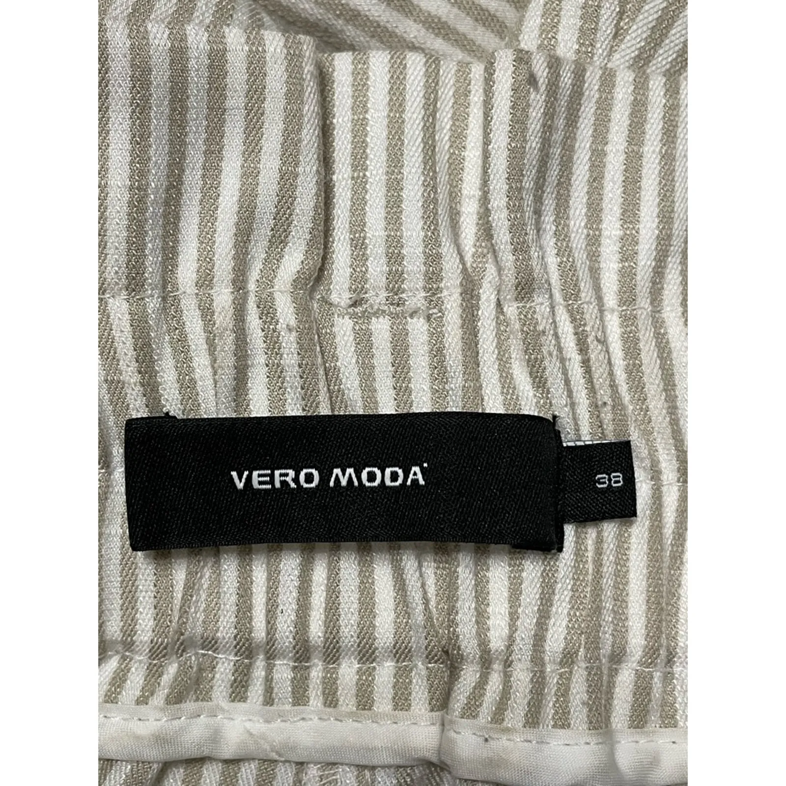 Vero Moda Culottes Shorts Paperbag Waist Pull On Modern Striped Beige/White W M - Image 8