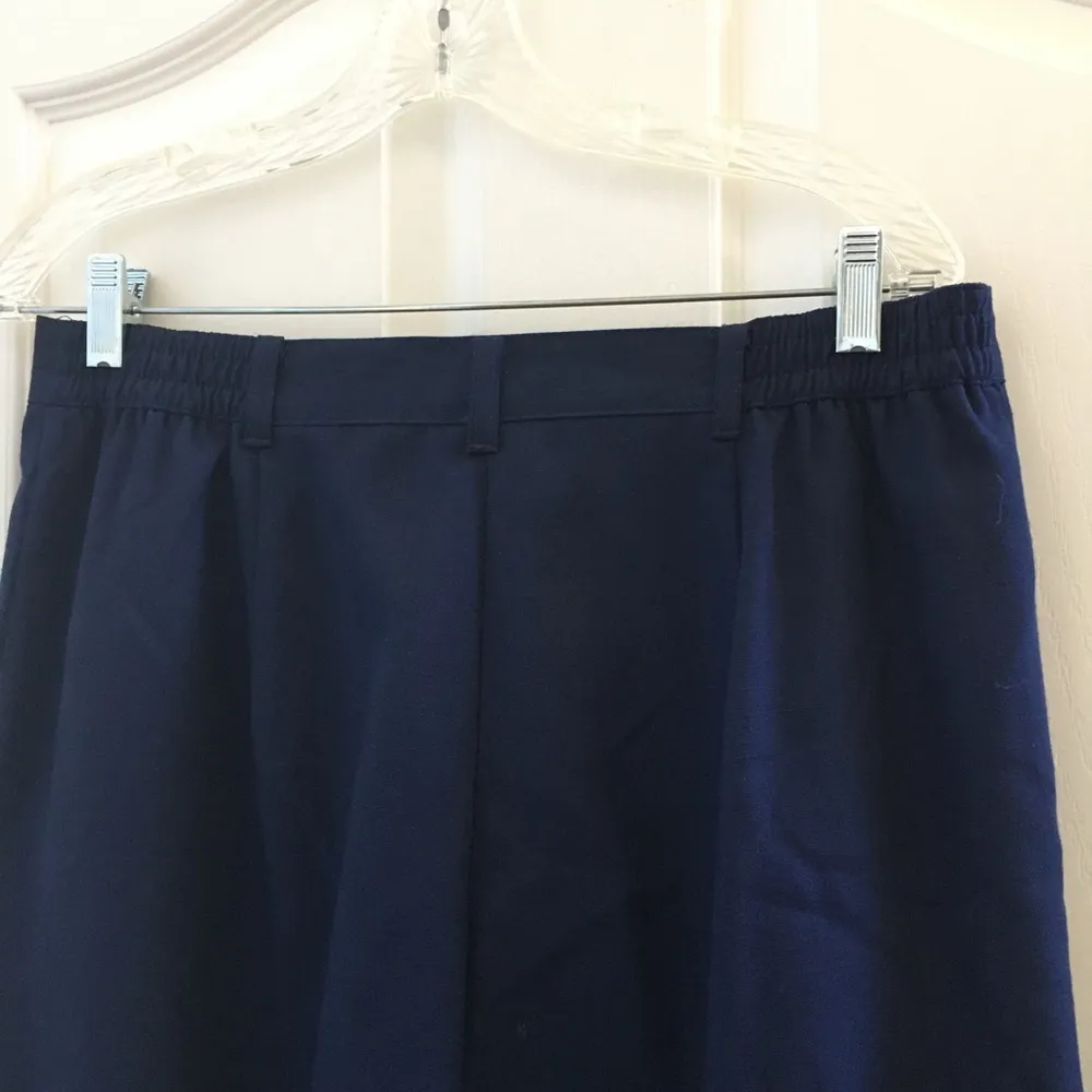 FINAL MARKDOWN Ladies sag harbor slacks 16 - Image 4