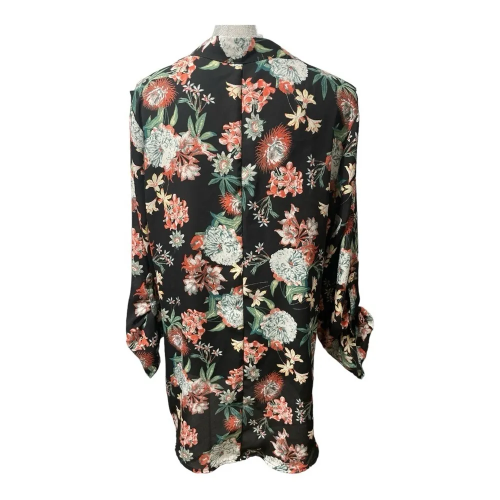 Liberty Love Ladies Size XL Black Multicolor Floral Blouse - Image 3