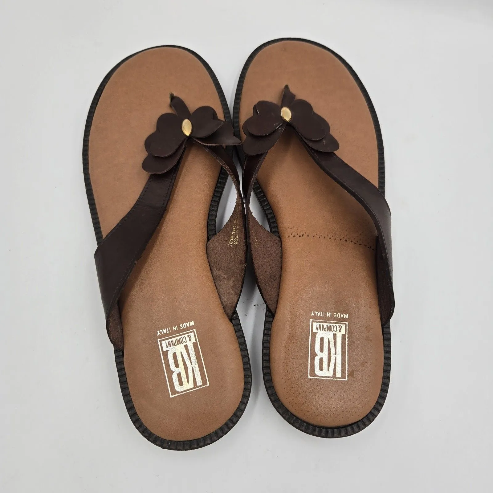 KB & Company Leather Butterfly Flip Flops Women's Size 8.5 M Brown Thongs Summer - Image 4