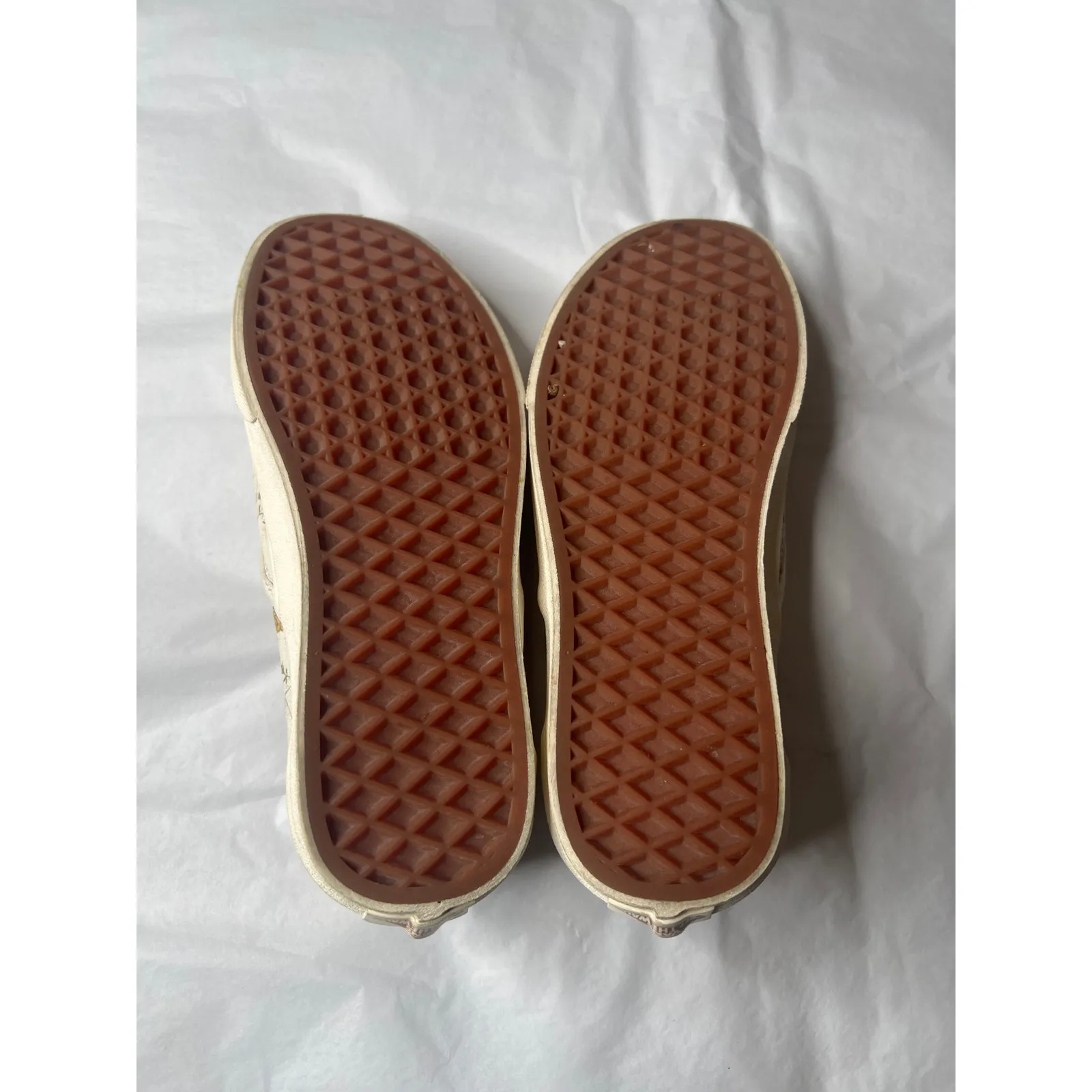 Vans  unisex,  5 mens 6.5 women’s  floral  slip on white/pink school walking - Image 5