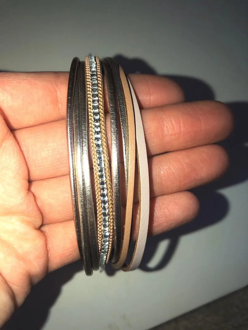 Altar'd State Magnetic Bracelet - Image 3