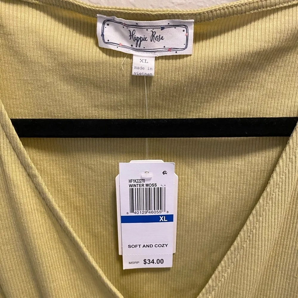 NWT Hippie Rose cross over ruffle bottom top - Image 7