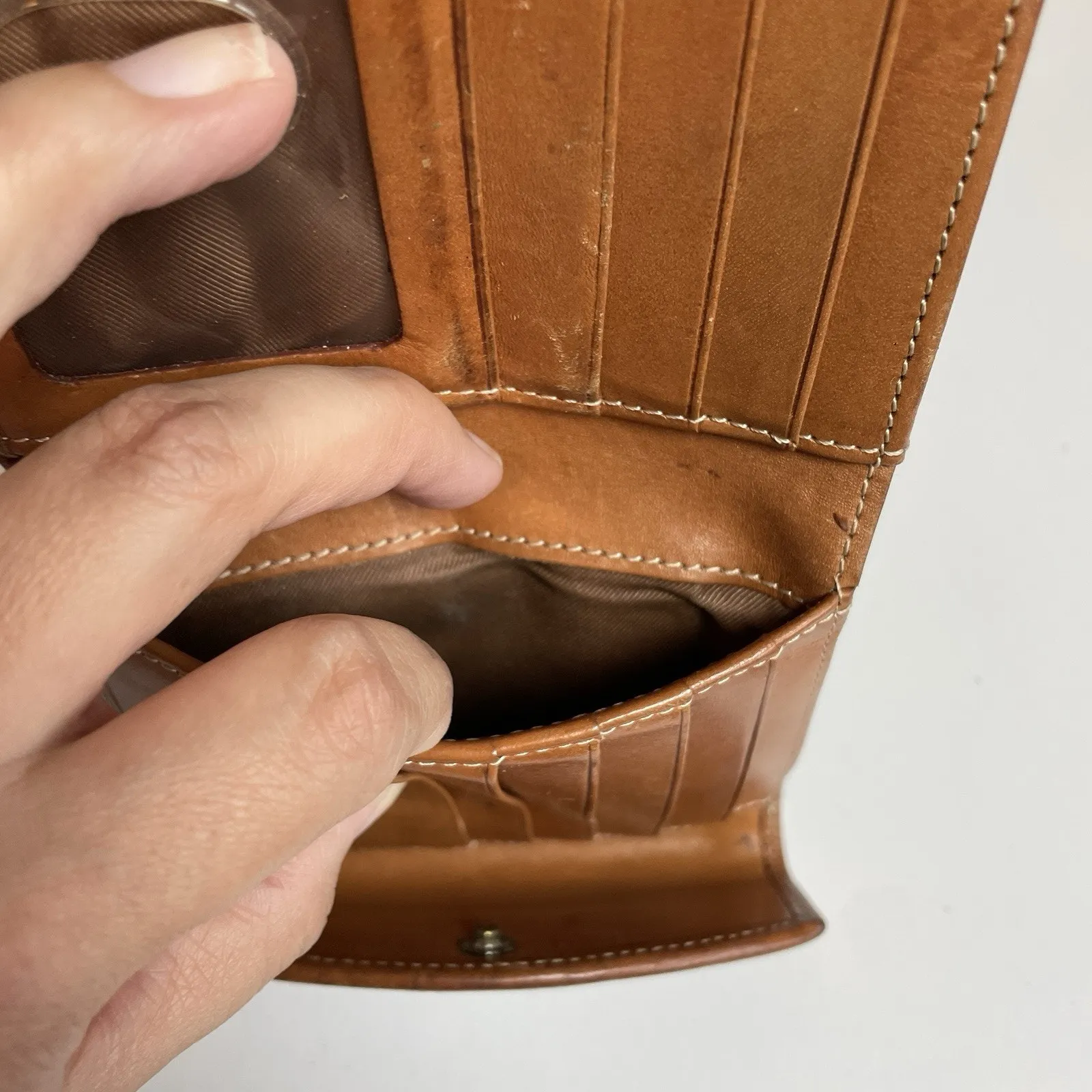 Dooney & Bourke Leather & Cloth Wallet Bags Logo Coin Compartment, 8-Card Slots - Image 8