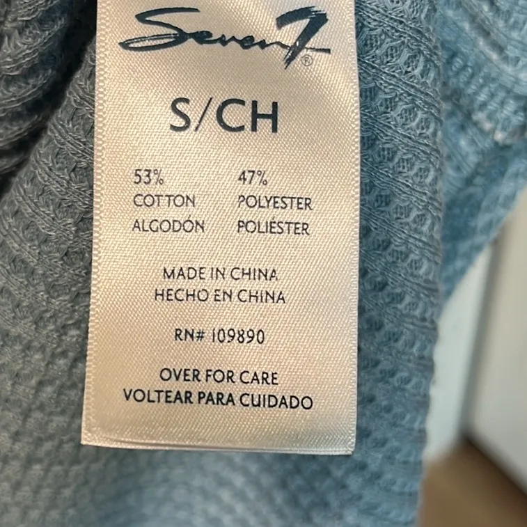 Seven7 Vintage Washed Out Blue Waffle Shirt Womens Small Henley - Image 9