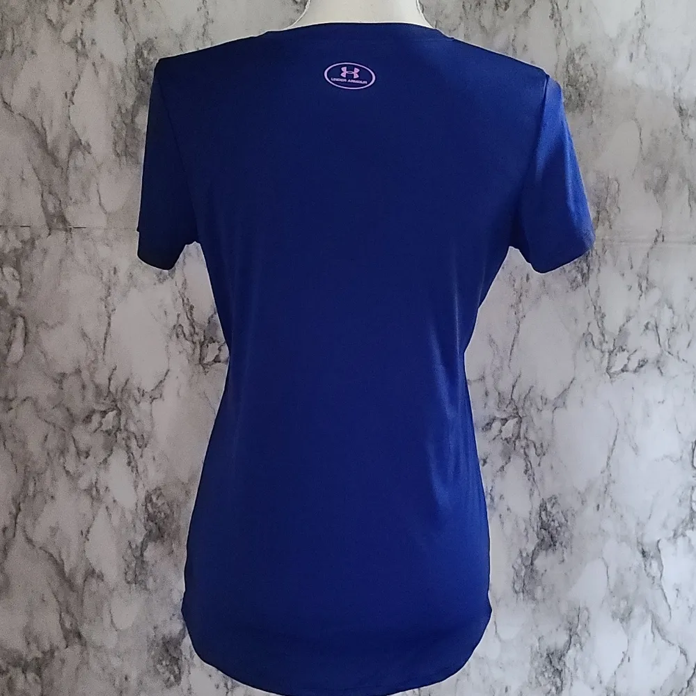 Under Armour  semi-fitted tee size medium - Image 4