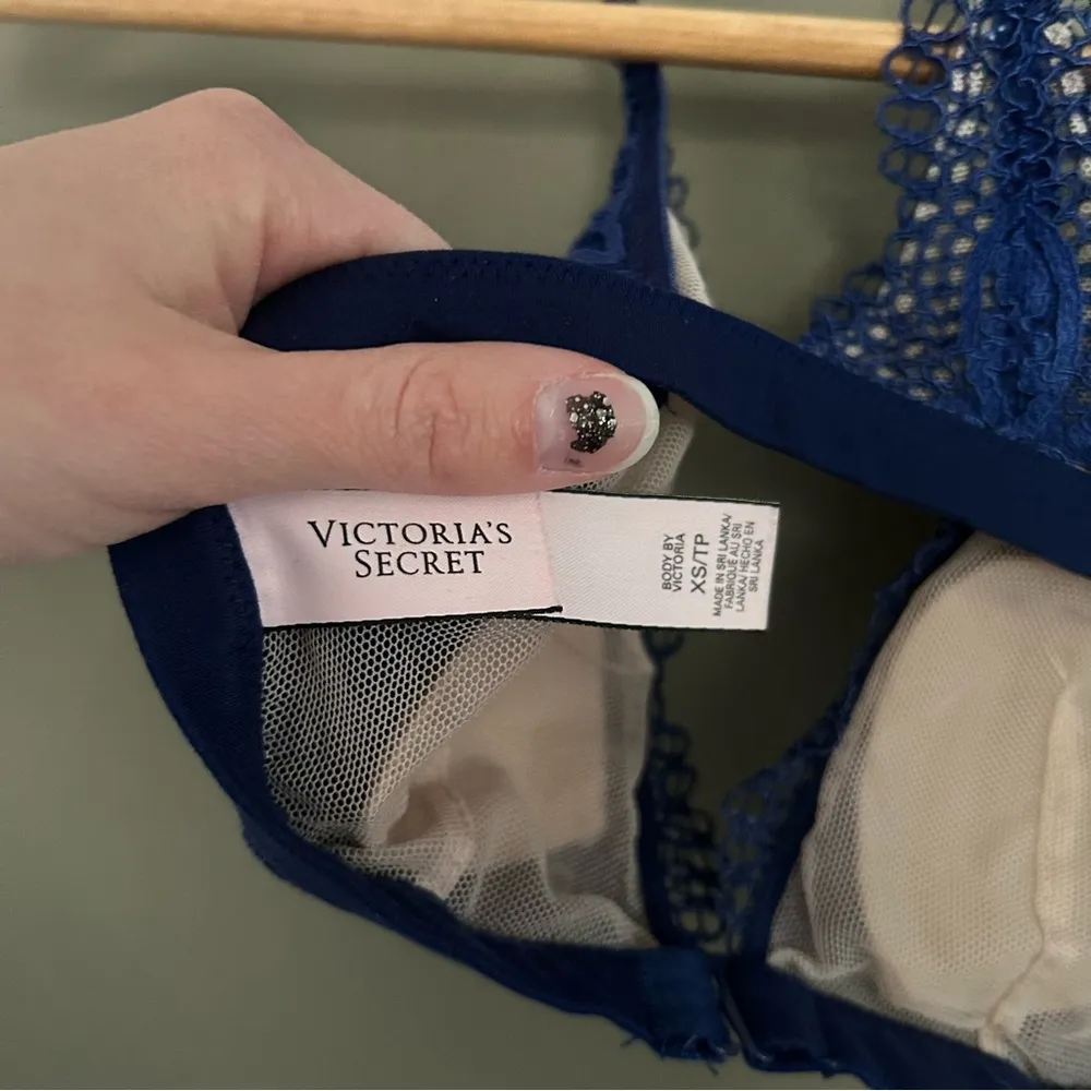 Victoria’s Secret blue lace body by Victoria front clasp bra size XS - Image 2