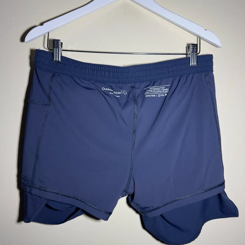 Outdoor Voices Size L With Liner - Image 5