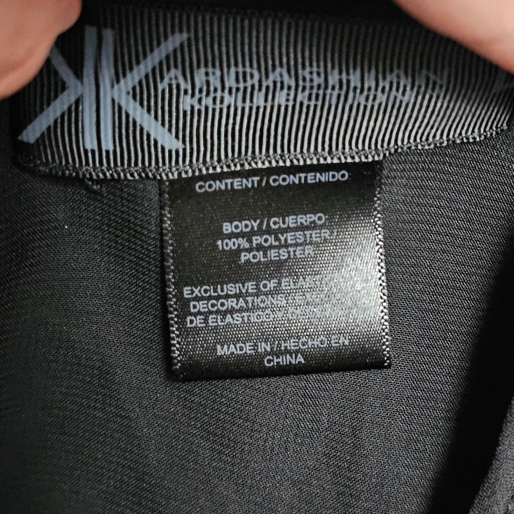 Kardashian Kollection Black Sheer Bow Blouse Size Large - Image 6