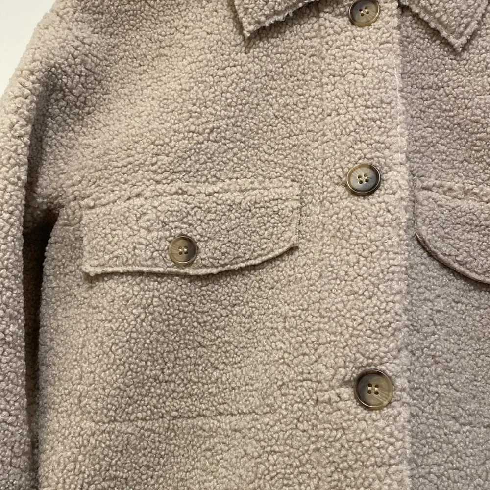 Joie Cozy Cream Sherpa Shacket, size XS - Image 2