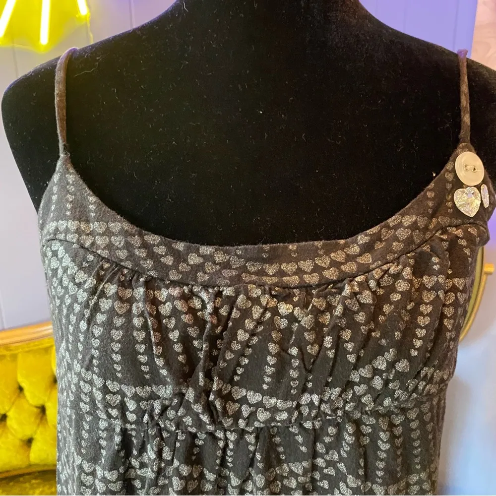 Vintage Y2K Fang Spaghetti Strap Metallic Heart Fan Print Top Size L/XL Black - Image 5