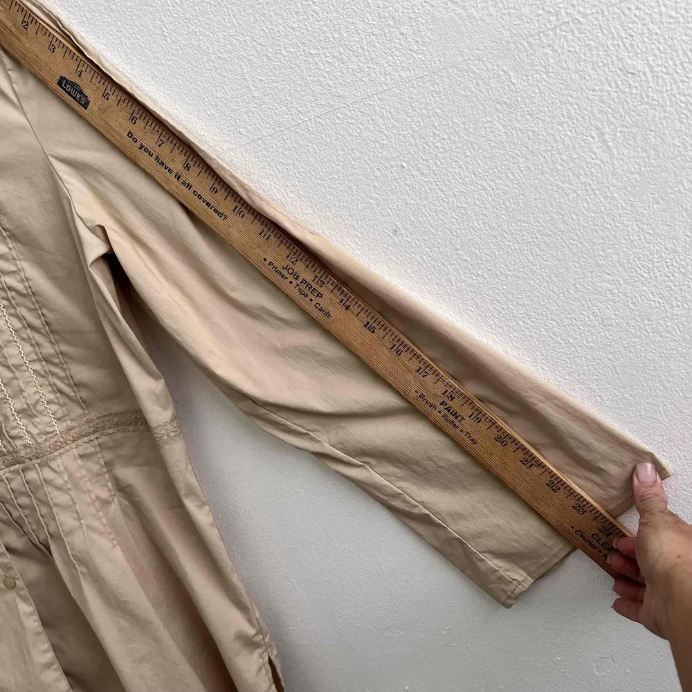 Dialogue Tunic Blouse Large Tan Pleated Button Down Collared Long Sleeve NWOT - Image 12